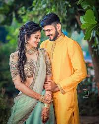 Best photographer best couple pose ❤ dill se gujarati garba & photo shoot lover 10k support all friend youtu.be/x1fb75d5rss. Pre Wedding Shoot Location Indian Wedding Couple Photography Indian Wedding Photography Couples Wedding Couple Poses Photography