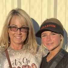 Angie Brewer's Instagram, Twitter & Facebook