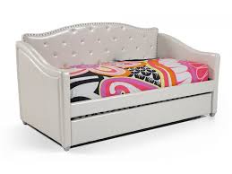 Bob S Furnitur Mckenzie Daybed Furniture Daybed With Trundle Bob S Discount Furniture