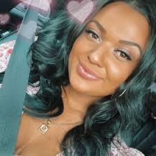 Shayla Hendrickson's Instagram, Twitter & Facebook