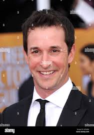 Noah wyle hi-res stock photography and images