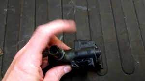 Evap vent solenoid on a 2003 silverado. 2003 Gmc Sierra Evap Vent Valve Location Youtube