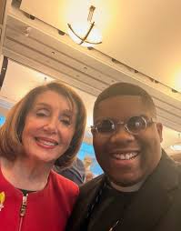 Goodbye To a legend that God has called home today After battling thyroid  cancer A job well done Evangelist pace a job well done I`ll see you in the  morning