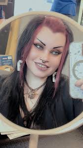 Looking for the snowman for a friend 🤗 i also have a Christmas and fall  Winnie the Pooh 💕💕