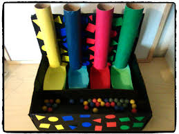 Le Jeu Des Couleurs Motricite Jeux De Couleur Apprentissage Des Couleurs Jeux A Fabriquer