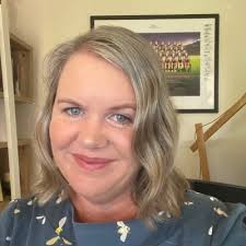 Can anyone recommend a short (8-20 hours) course in using AI in the…