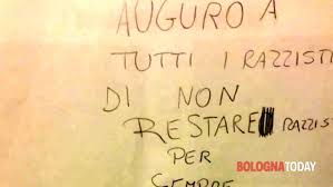 Tema Sul Razzismo A Scuola La Bambina Auguro A Tutti I Razzisti Di Non Restare Cosi Per Sempre
