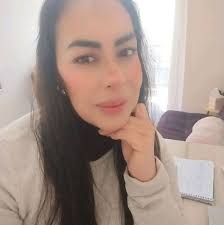 Abraza a tu niño interior, es parte de ti, intégralo, compréndelo,  abrázalo, consuélalo, sánalo y finalmente.... Libéralo.