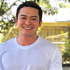 Sa mga naghahanap ng jowa diyan: meet Hon. Jaime Singson from Candon City  in Ilocos. Ikaw na ba ang magiging First Lady niya?