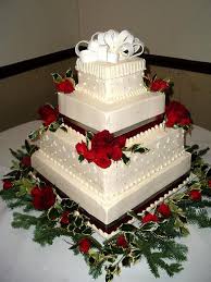 20 of the most beautiful homemade cake decorating ideas. Festive Christmas Wedding Cakes