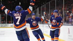 Lightning defenseman ryan mcdonagh lands a hit on anders lee of the new york islanders during the second period. Penguins In Tough With Islanders Going Up 2 0 Cbc Sports