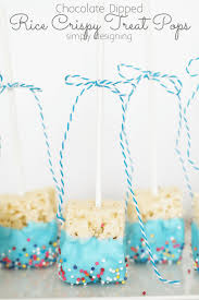 Diy baby shower centerpiece tutorial | abc blocks, hot air balloon, and floating teddy bear. Rice Crispy Treat Pops Dipped In Chocolate And Sprinkles