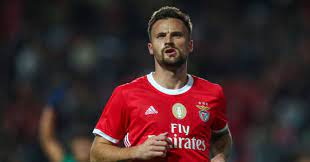 Sport lisboa e benfica ». New Target Emerges As Spurs Consider Move For Benfica Striker Football365