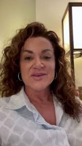 Laurie Emery's Instagram, Twitter & Facebook