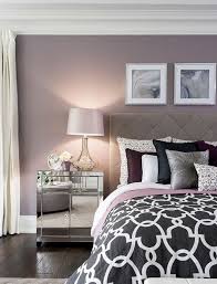 1001 Idees Pour La Decoration D Une Chambre Gris Et Violet Deco Chambre Parental Deco Chambre Decoration Chambre