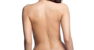 تفسير رؤية من يرى نفسه عاريا في الحلم بوش عربية