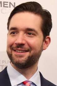 Derek Caldwell's Instagram, Twitter & Facebook