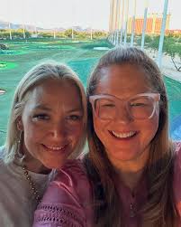 Topgolf party last night for DB's b'day and dayum! That shit is fun!!! I  sucked, of course. I don't have an athletic cell in my body. But I had a  freaking blast!