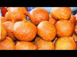 · add the water and 1 tablespoon vegetable oil . Magwinya Recipe How To Make Amagwinya Vetkoeks Recipe How To Make Puff Puff How To Make Fat Cakes Youtube