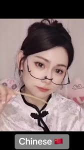 Exploring Traditional Chinese Garments and Dining