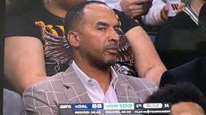 Nico's face said it all as Anthony Davis hobbled to the bench with a leg  injury 😬 Man looked full of regret.