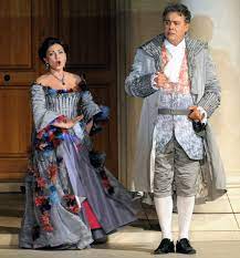 Hangszeres tanulmányokat folytatott (zongora, orgona, oboa), majd énekelni tanult. Tzxk3fxxk6mvm