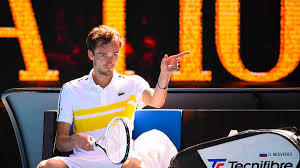 Net worth, salary, and endorsements. Medvedev Wirft Eigenen Trainer Mitten Im Match Raus Trotzdem Achtelfinale