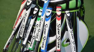 Jordan spieth lines up a putt on the ninth green during the third round of the tour championship at east lake golf club. Oversized And After Market Putter Grips Can Enhance Performance
