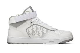 Get the lowest price on your favorite brands at poshmark. These New Dior Trainers Are One Of The Coolest Drops Of The Year British Gq