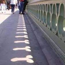 Penis shaped' shadows on one of London's most iconic bridges leave people  in stitches - MyLondon