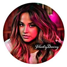 Daisy Foley ☕❄ Semi-Hiatus (@FoleyBeauty)