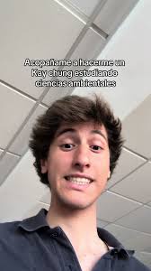 Estudio Duro en la UNED: Presión, Ciencia y Kay Chung