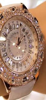 Yeni Trend Saat Modelleri Bling Bling Moda Taki Pembe Elmaslar
