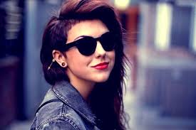 Modele de coupe de cheveux rasé sur le coté projets à. Undercut Sidecut Quand Rasee Rime Avec Originalite