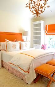 Loving This Orange And White Bedroom Serena Chandelier By Stray Dog Designs Straydogdesigns Ideias De Decoracao Quarto Decoracao De Quarto My New Room