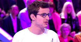 Florence foresti apparaît aussi au cinéma (dikkenek, si c'était lui, king guillaume, mes amis, mes. Les 12 Coups De Midi Les 4 Manches Du Jeux