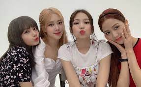 Rosé tempat tanggal lahir : Akun Instagram Member Blackpink Yang Asli Real Musdeoranje Net