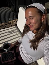 we're just girls!!! ✨☕️🤎👟