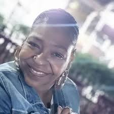 Brandy is so funny, she thought Monica was going to leave her 😂You can  tell they genuinely love one another. It's so beautiful how much fun they  are having