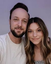 Aaron Ammon's Instagram, Twitter & Facebook