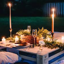 Pin By Minnie78gutierrez38 On Picnics Dinners Outdoors In 2020 Romantic Dinner Tables Romantic Dinner Decoration Romantic Dinner For Two