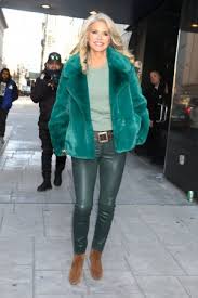 Lernen sie, wie sie die google websuche optimal für sich nutzen. Celebrities In Leather Skinny Pants