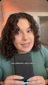 Jayne Riggs's Instagram, Twitter & Facebook