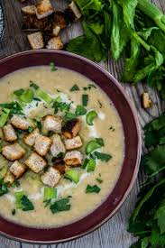 Selleriecremesuppe Mit Croutons Oats And Crumbs Rezept Rezepte Gesunde Rezepte Sellerie Rezepte