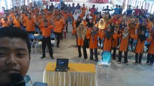 Darul Atiq Macho Clap With Kolej Vokasional Pengkalan Chepa Youtube
