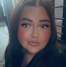 What 3 bed semi detached or houses are out there ?