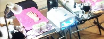 Produits pour réparer l'ongle, gel de protection , papier forme pour rallonger de façon naturelle l'ongle court ou rongé, gel pour bomber. Formation De Prothesiste Ongulaire A Bordeaux 33 Formanails