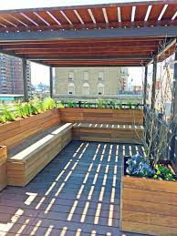 Pergola Aus Metall 40 Inspirierende Beispiele Und Ideen Patios Traseros Disenos De Jardines Mobiliario Terraza