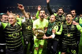 Adepto do sporting que dá opiniões e faz vídeos. Sporting Nem A Taca Da Liga Apazigua Os Leoes Famintos