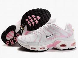 Black Air Max Plus Womens White Pink Metallic Silver Black Nike Air Max Tn Womens Running Shoe Reduced Womens Running Shoes Running Shoes For Men Nike Shoes Online